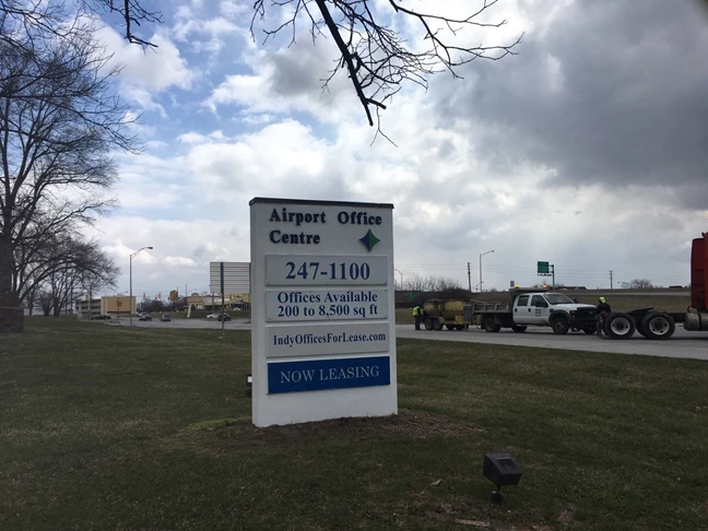 Pylon Signs for Neff Realty in Indianapolis, IN