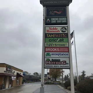 Pylon Sign - Indianapolis, IN